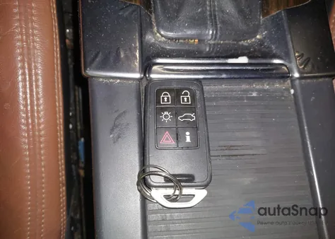 2013 Volvo S60 T5/T5 Platinum/T5 Premier/T5 Premier Plus из США, поврежденный, VIN YV1612FH5D2176921